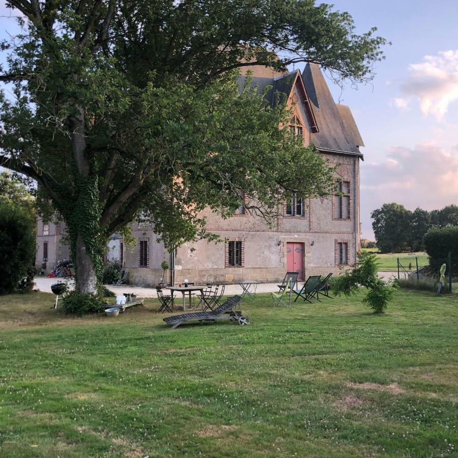 Manoir De La Chouanniere Villa Montreuil-sur-Maine Bagian luar foto